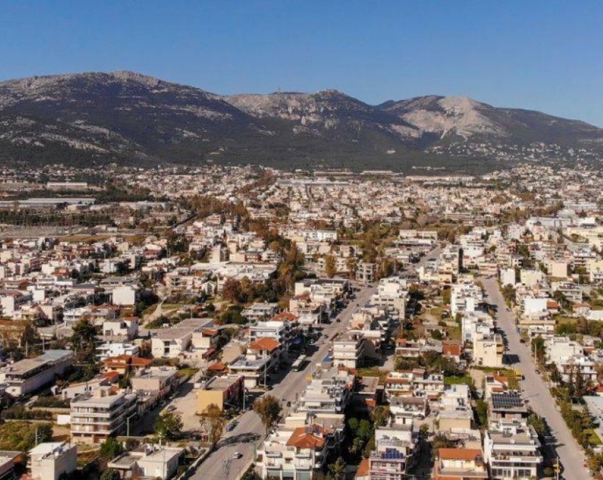 Land in Acharnes, Athen