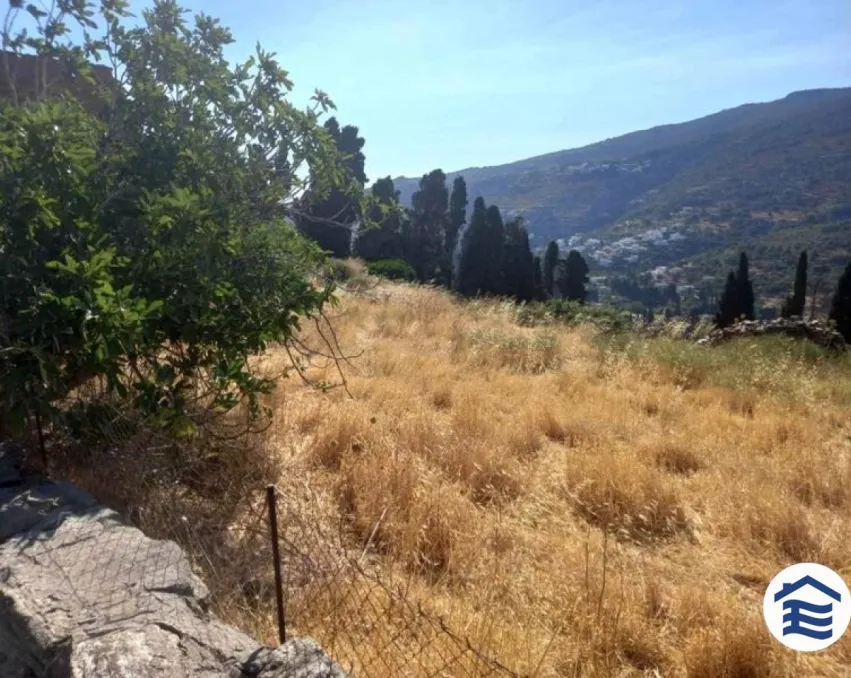 Plac na ostrvu Andros, Cyclades