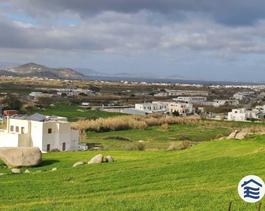 Terrain à Naxos